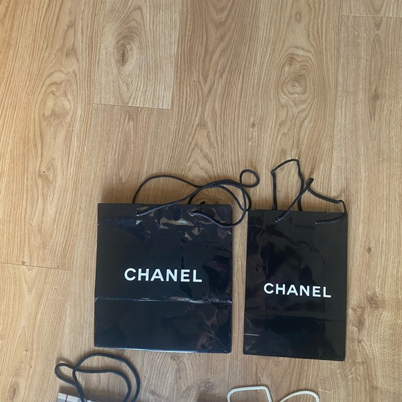 Set of 4 Designer Shopping Bags - Picture 5 of 5